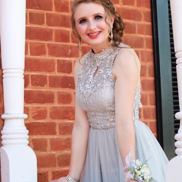 Prom Dress - Picture 2 of 8